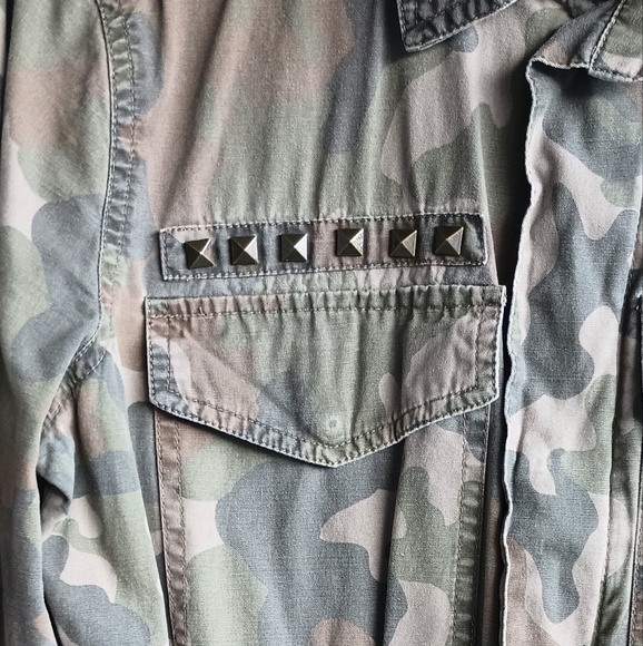 Mudd - Picture 4 of 6